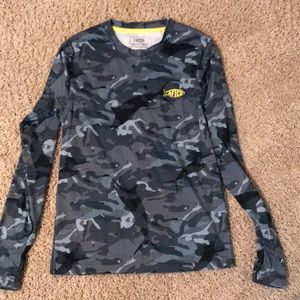 Boys size Small Grey Camo AFTCO L/S shirt